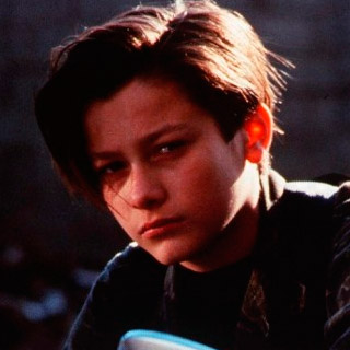 This dude busted his Mrs cheating after she sexted him